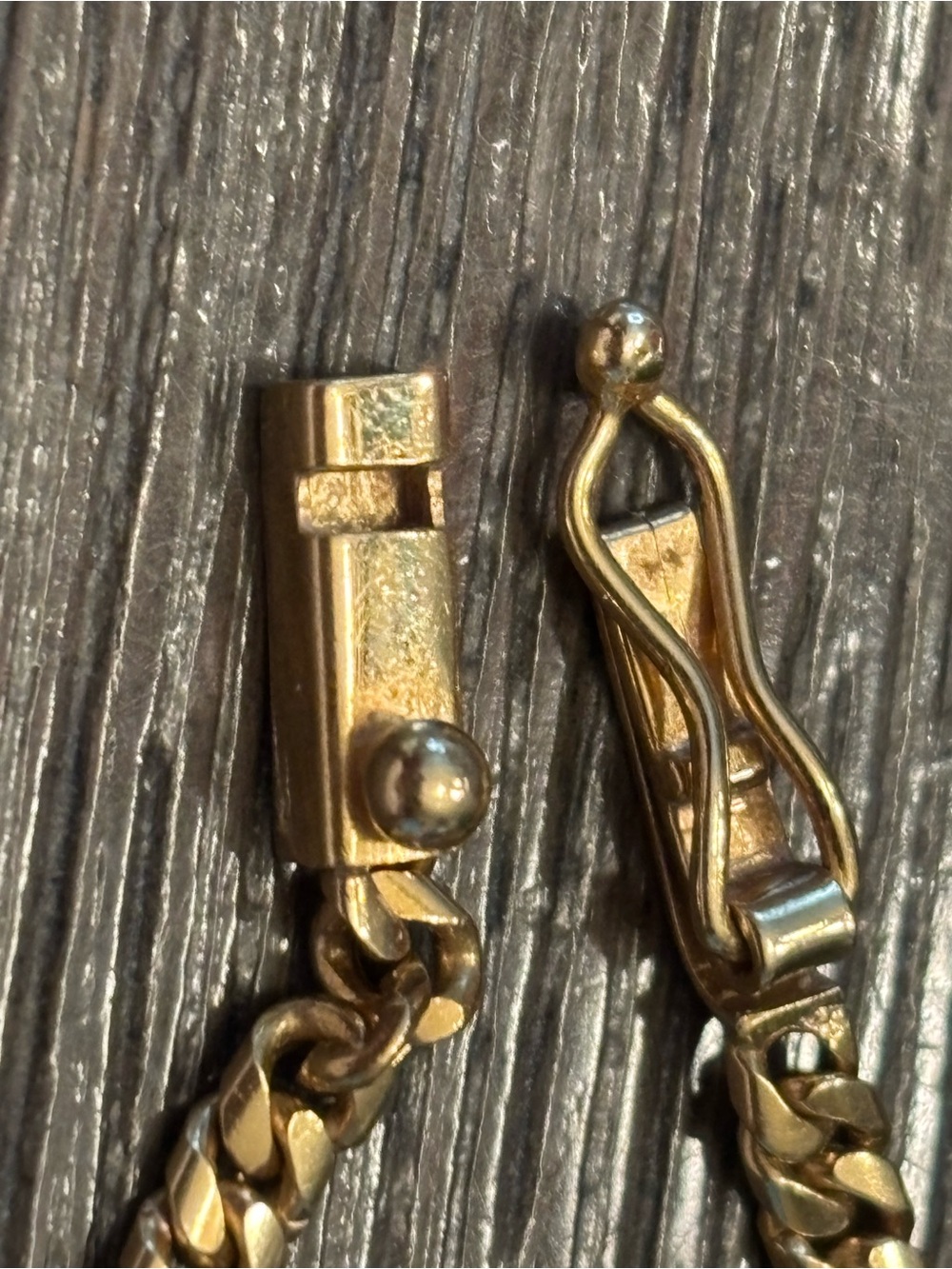 Gold chain - Picture 7 of 11